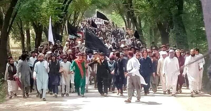 Jani Khel residents refuse to bury murdered. They started a long march to Islamabad along with the bodies, demanding action against anti-state elements.