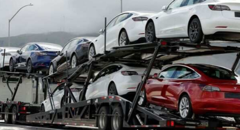 Pakistanis buy 27000 new cars in July 2021