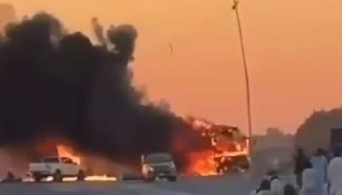 Blast Near Passenger Bus on Nushki-Dalbandin Highway Kills 7, Injures 35