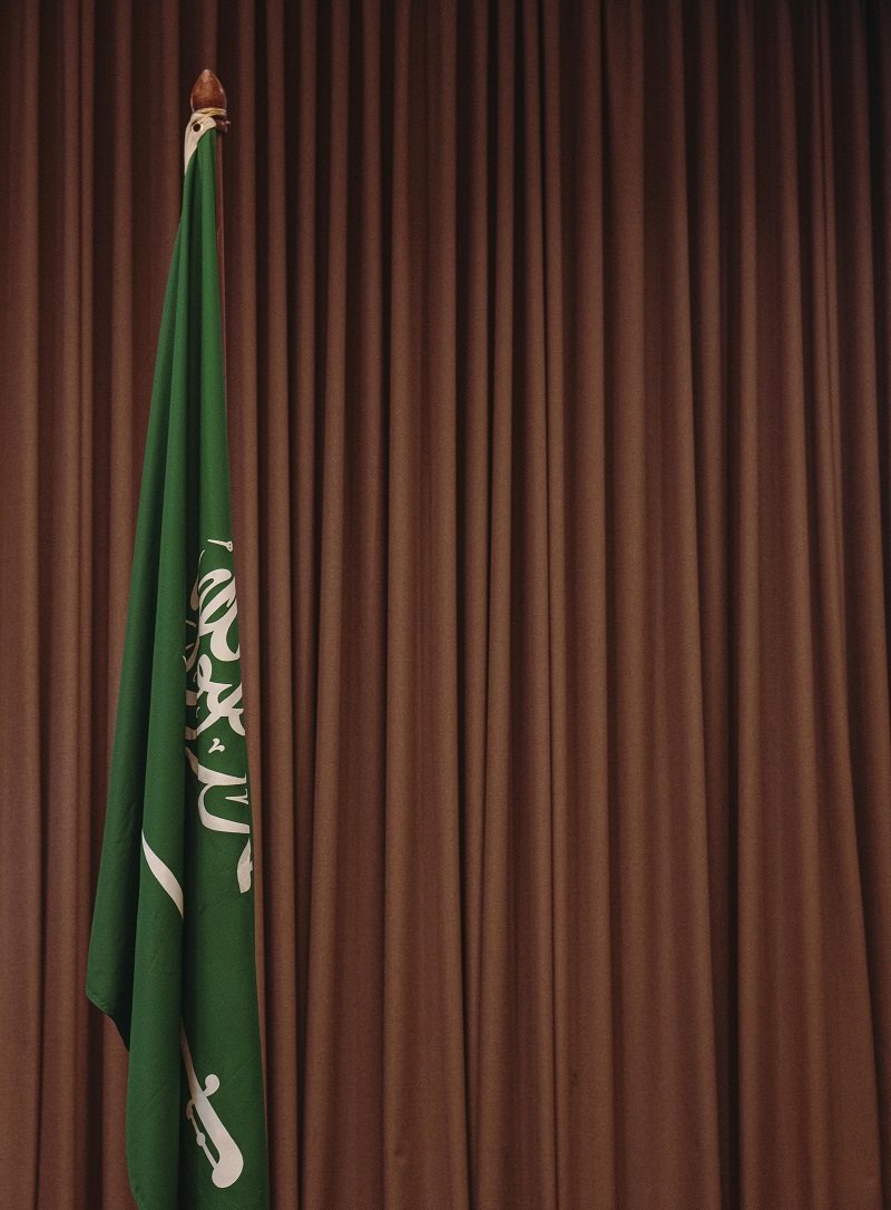 Indian Hindus Desecrate Saudi Flag in Hatred Against Muslims