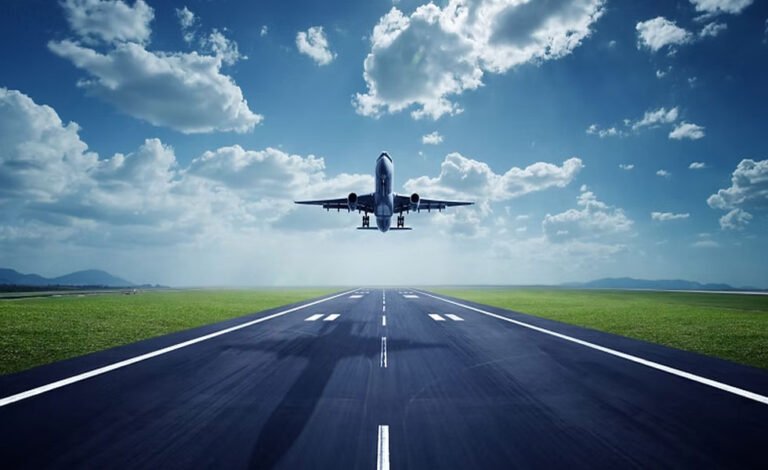 Top 7 Economy Airlines That Make Long Flights Enjoyable