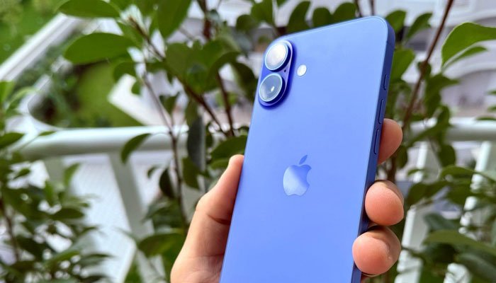 iPhone 16 Plus