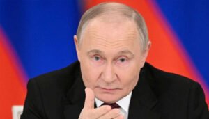 President Putin Tells Ukraine: 'End War Via Talks Or I Will End It by Force'