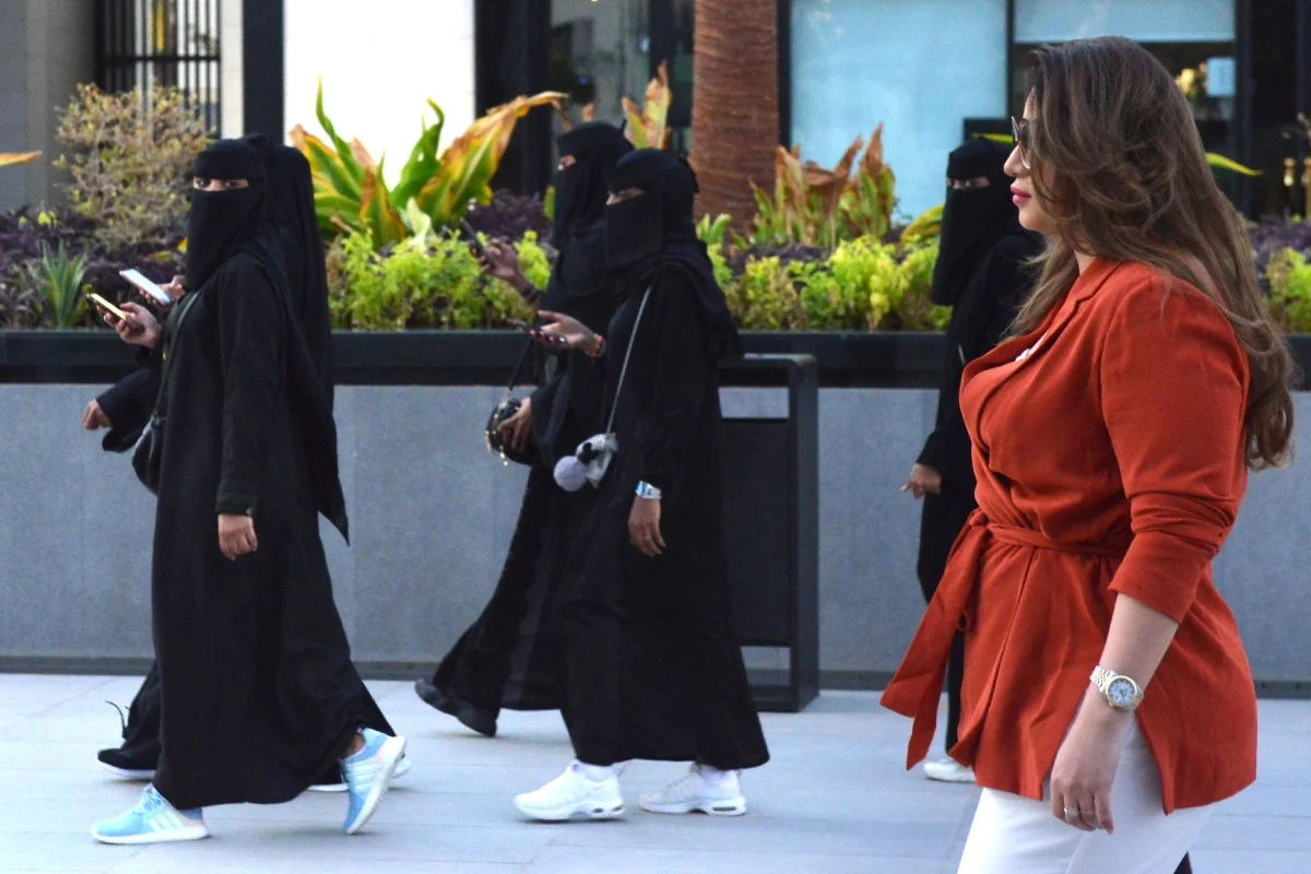 Emirati vs Saudi Women: Comparing Culture, and Rights