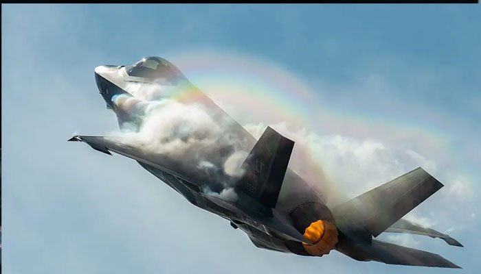US Fighter Jets F22